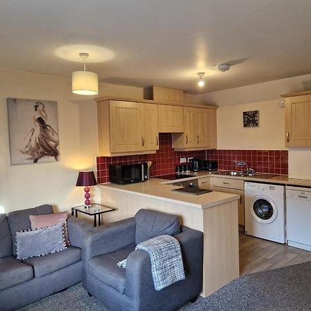 Hereford - Mayflower Coach House, Modern 2 Bedroom Property With Parking, Located South Of Hereford City, Suitable For Small Family, Couple Or Contractors - Sleeps Up To 5 Guests - Hosted By Rentmyhouse Luaran gambar