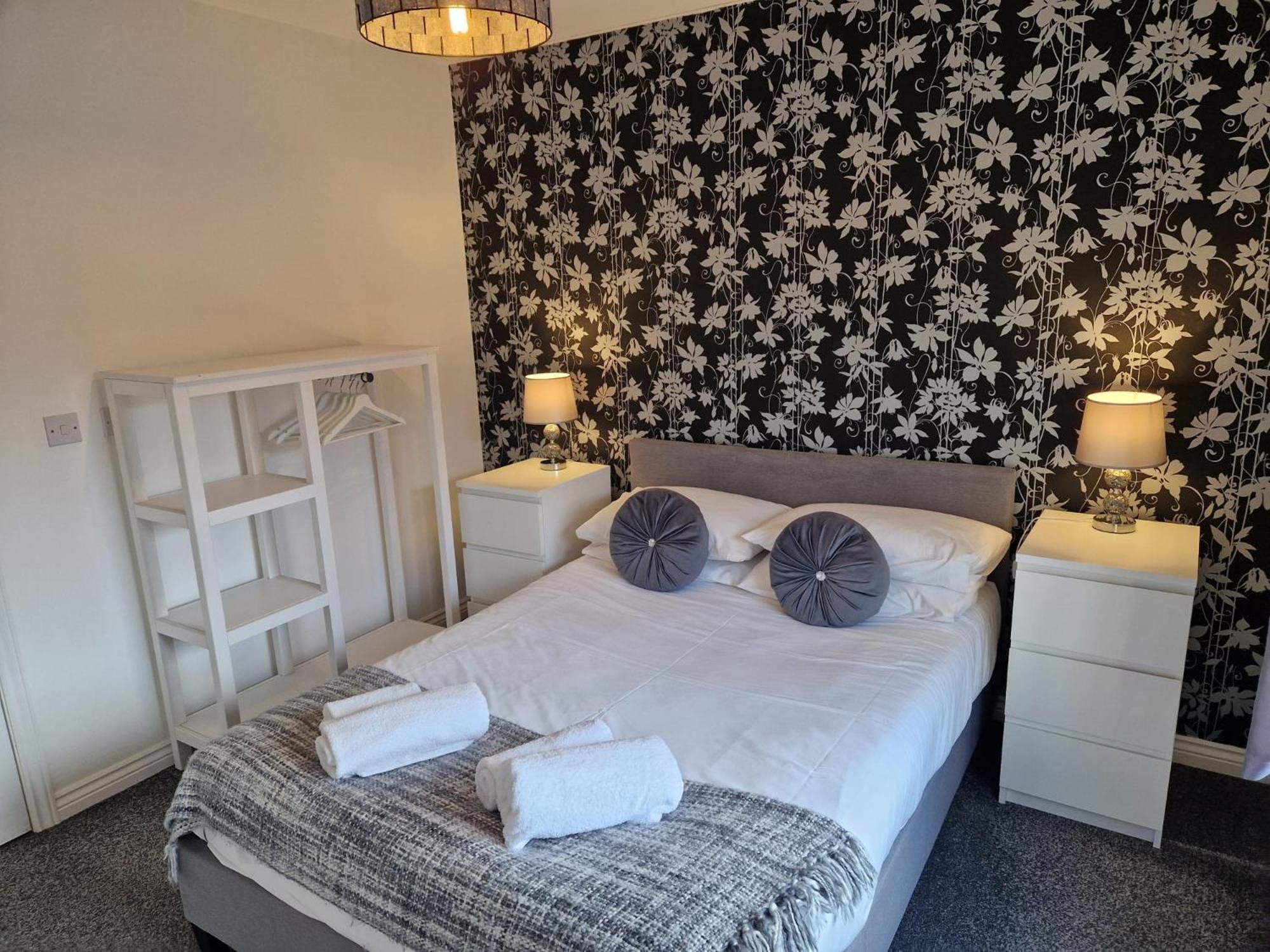 Hereford - Mayflower Coach House, Modern 2 Bedroom Property With Parking, Located South Of Hereford City, Suitable For Small Family, Couple Or Contractors - Sleeps Up To 5 Guests - Hosted By Rentmyhouse Luaran gambar